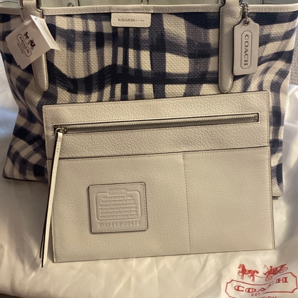 Coach Navy blue and white Gingham canvas purse - Picture 3 of 7